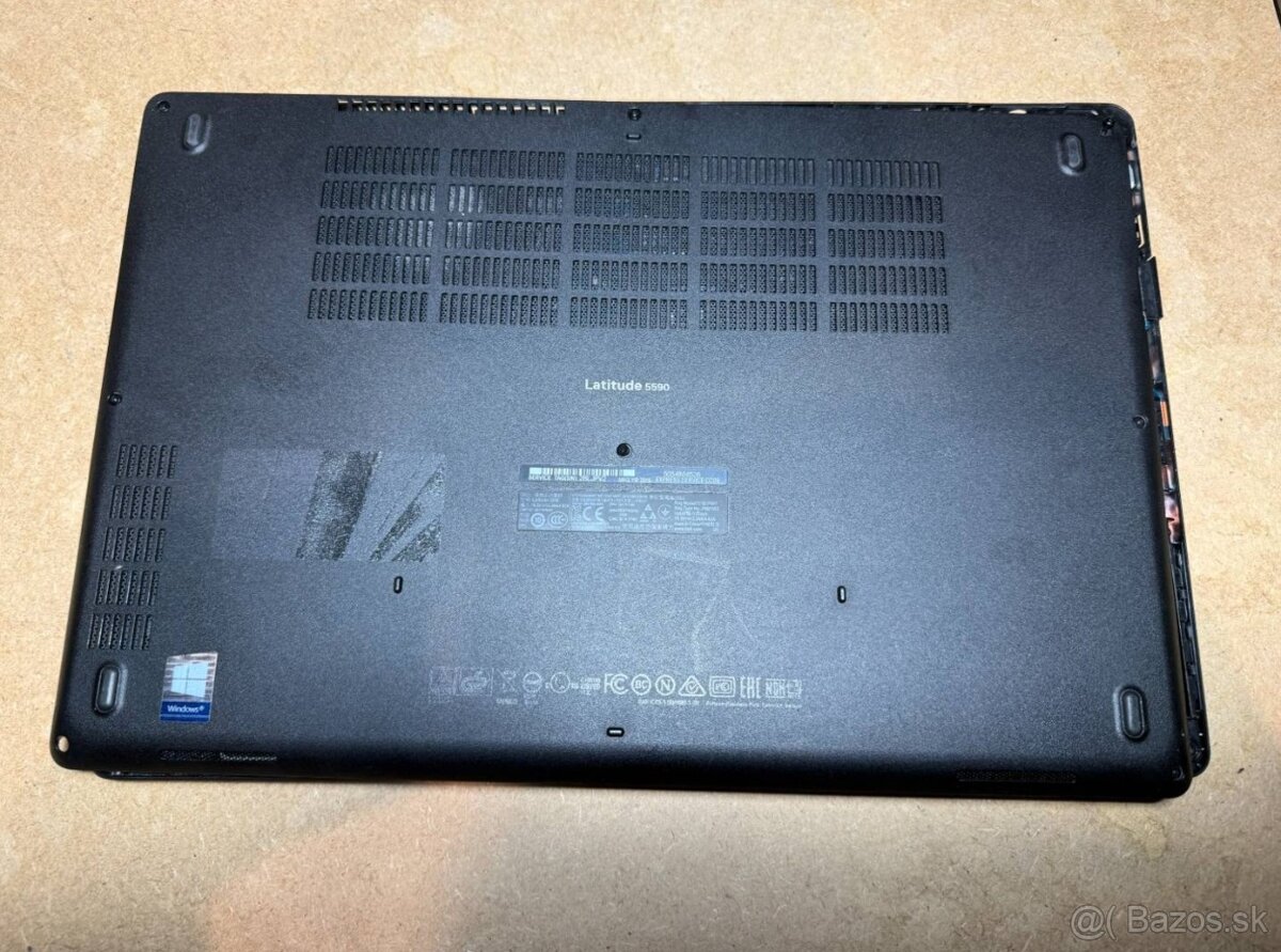 redám notebook Dell 5590 na diely alebo opravu. - 3