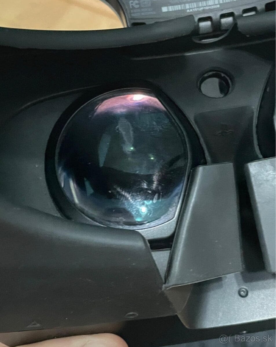 PS4 VR headset - 3