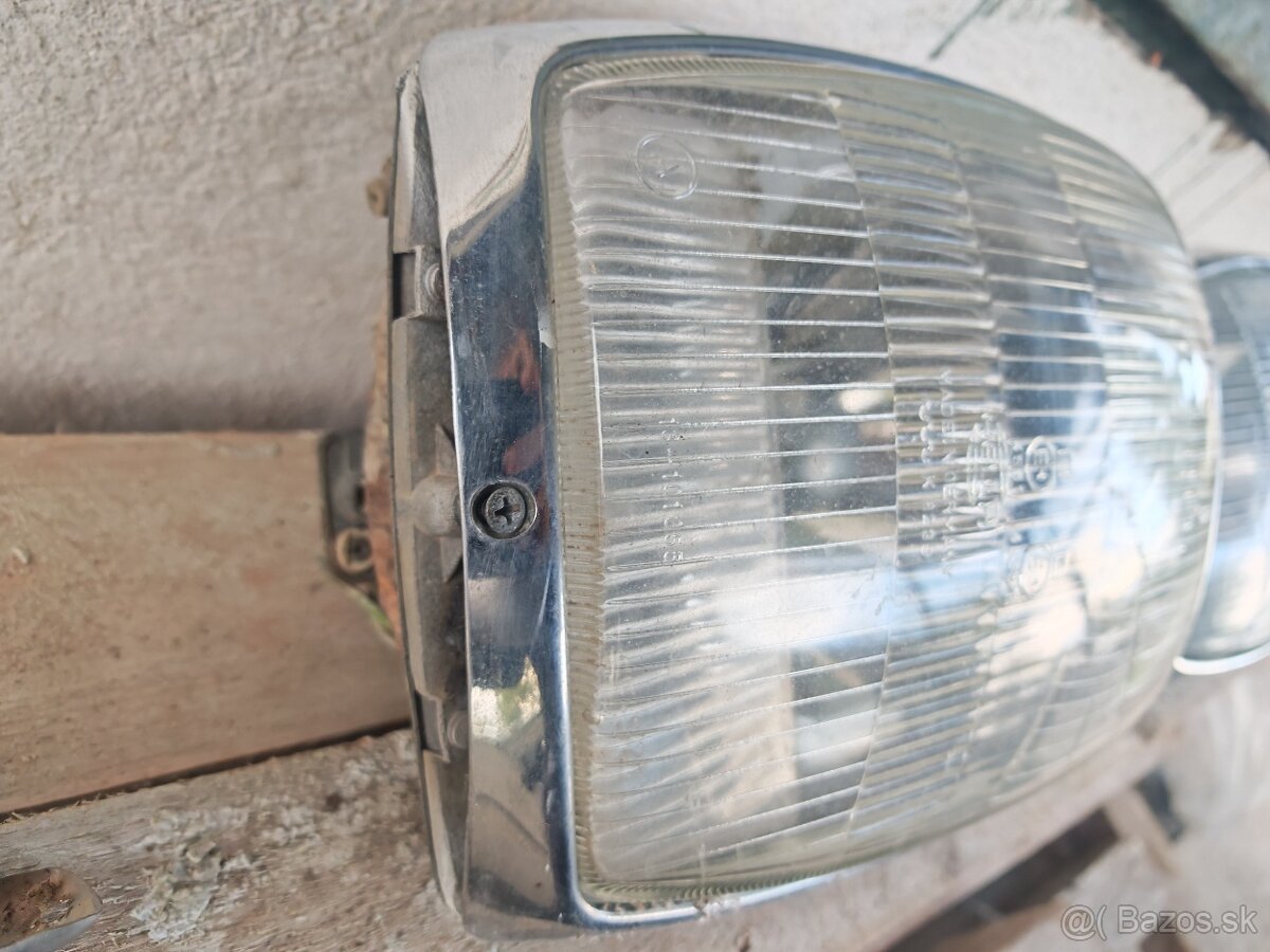 Predné svetlá Mercedes W115 - 3