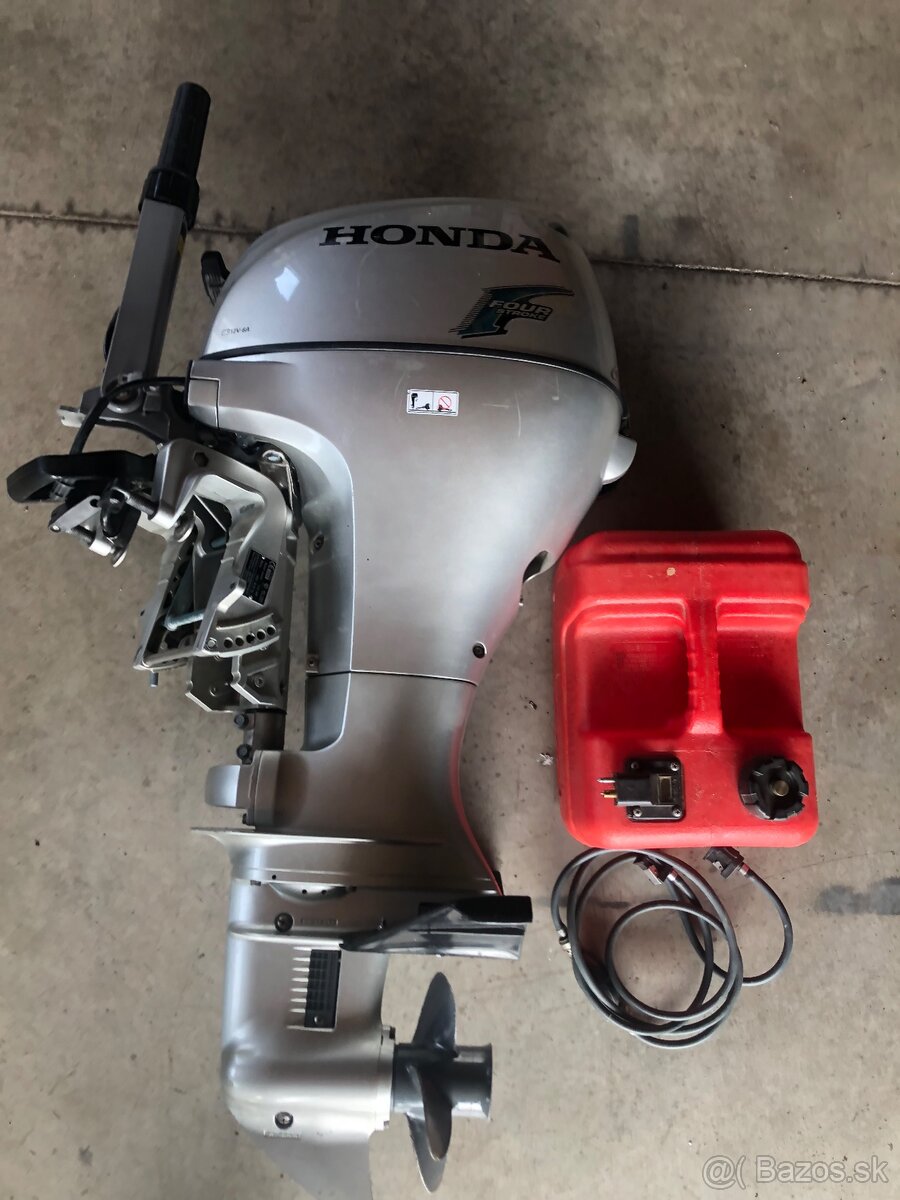 Lodný motor Honda - 3