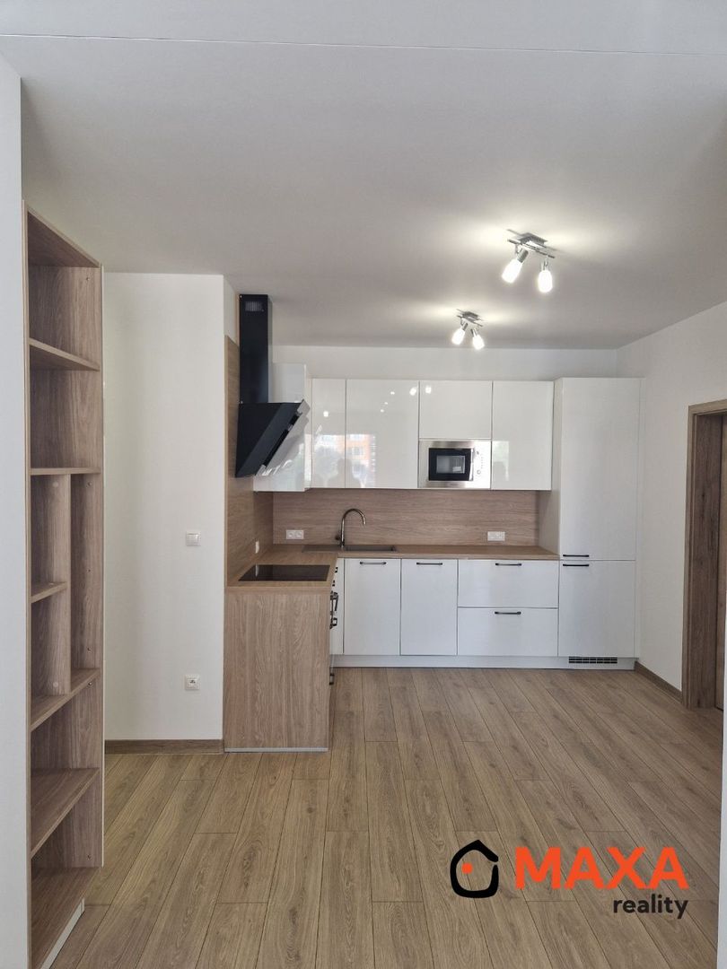 Prenájom dvojizbový byt v novostavbe v Prievidzi - 3