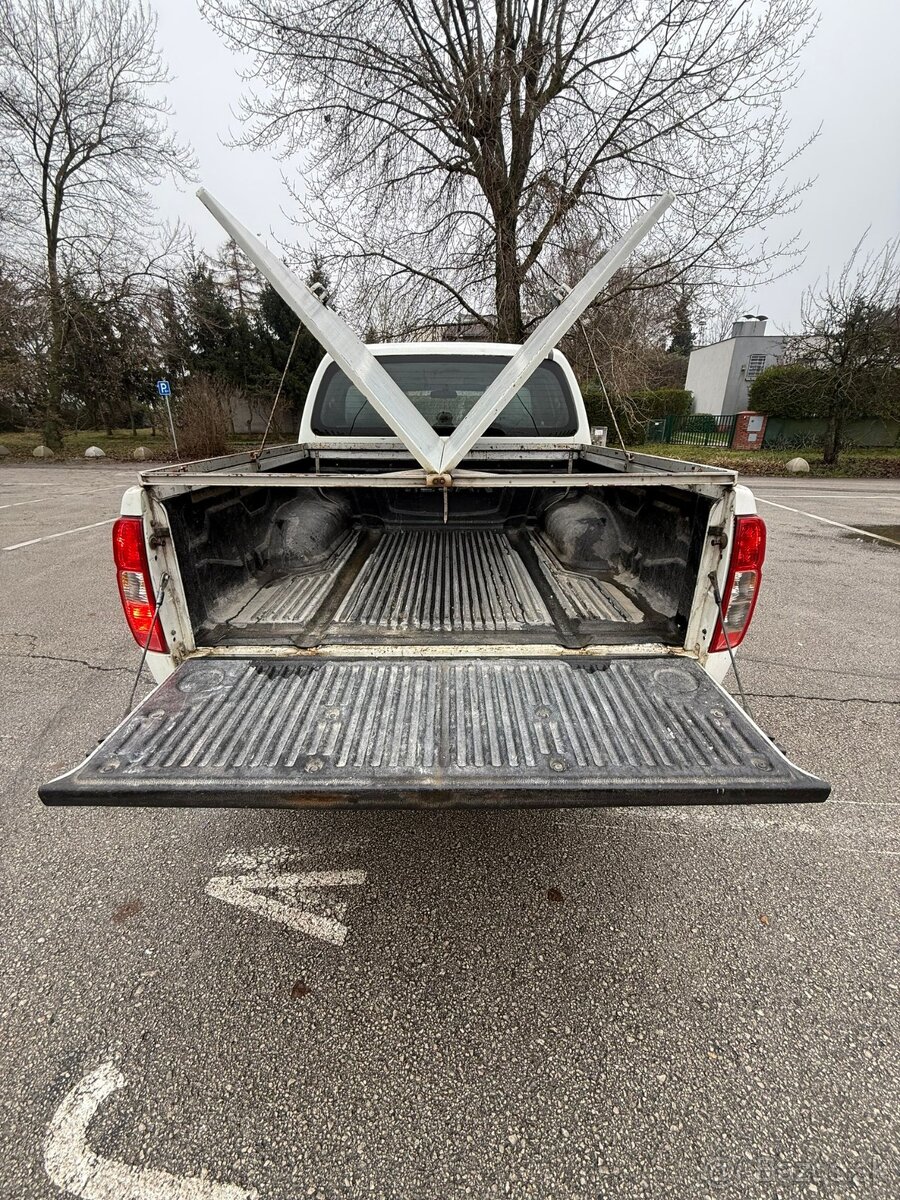 Nissan Navara 2.5d 140kw 2010 - 3