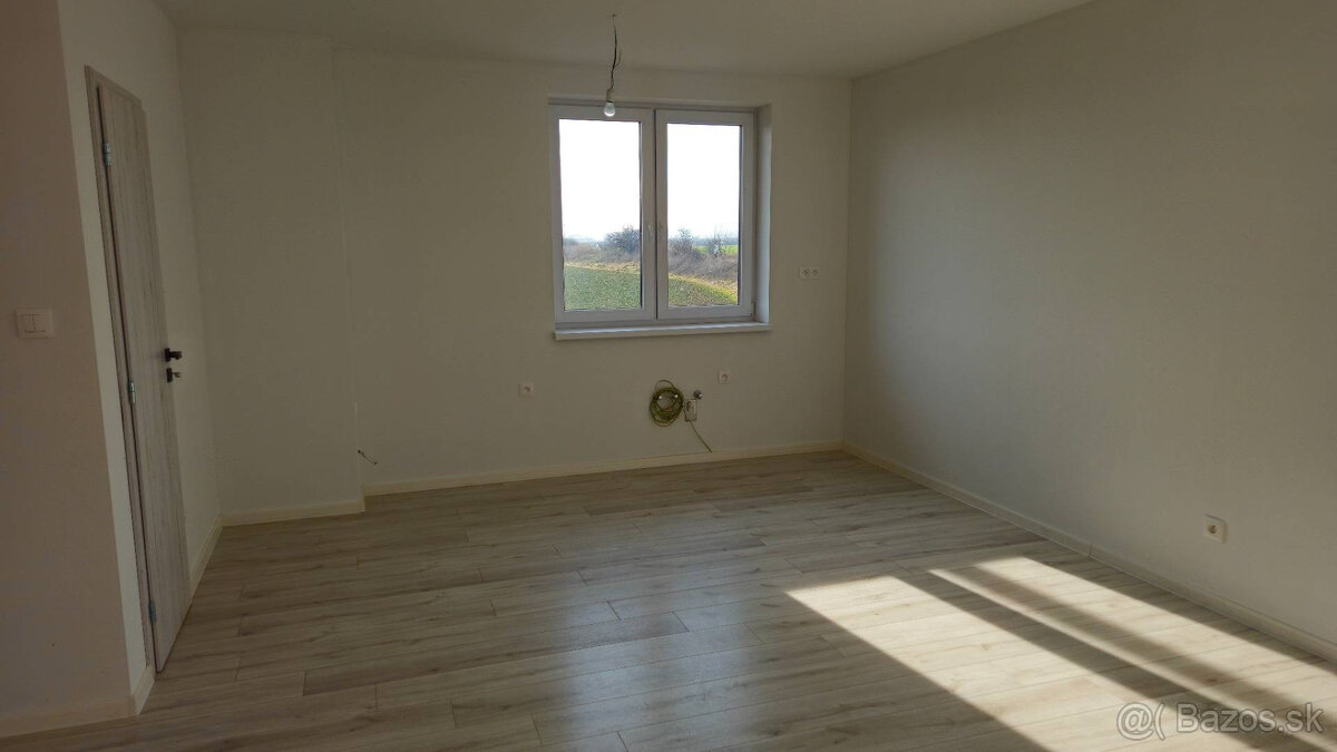 3izbovy byt (80m2) v obci Kmanová - REZERVOVANÉ - 3