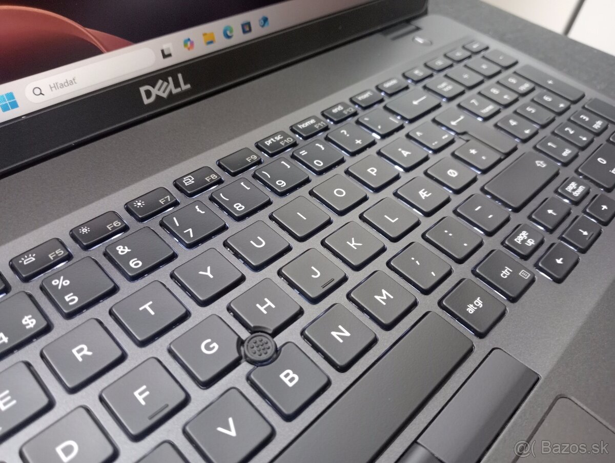 dotykový Dell Latitude5500 ,Intel® Core™i5 ,16gb ram ,Win 11 - 3