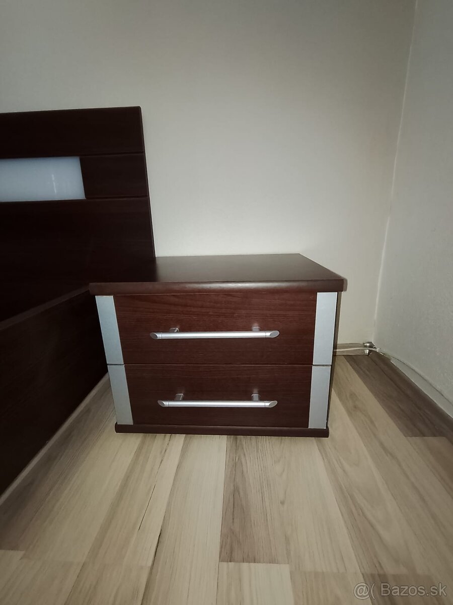 Manželská posteľ - 3