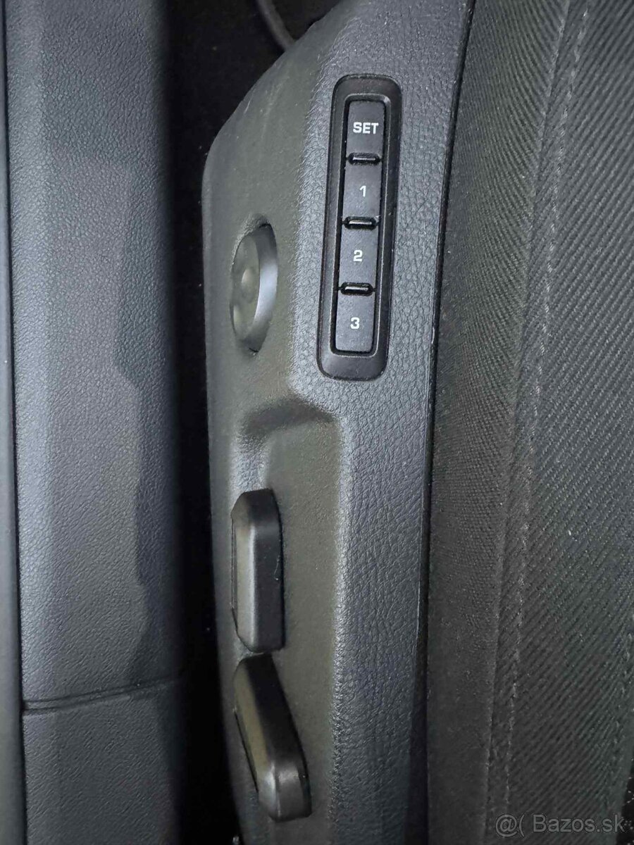 Superb 2 facelift combi2.0 TDi 125kw (150kw) - 3