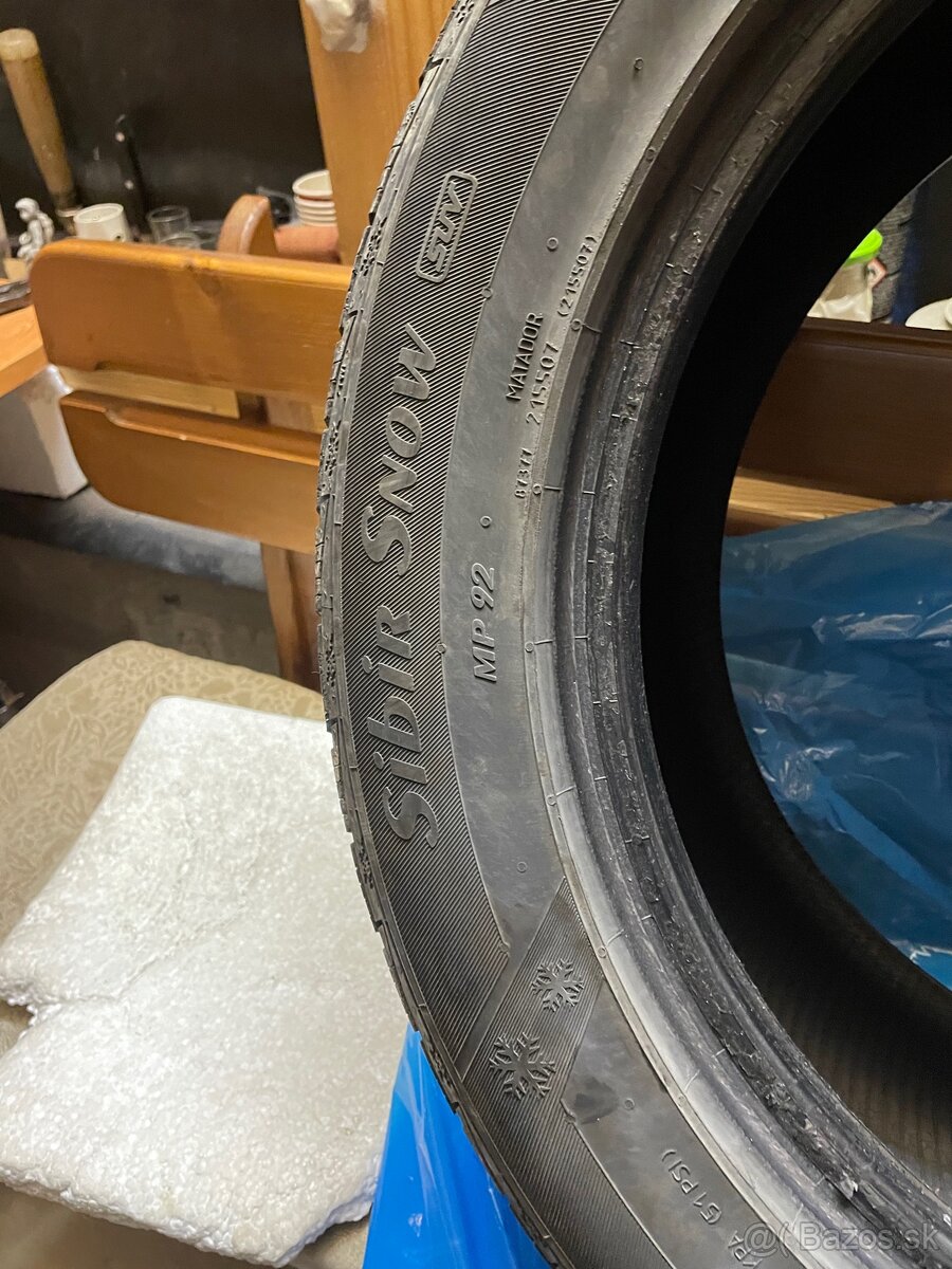 Predám zimné pneumatiky 225/55 r17 h - 3