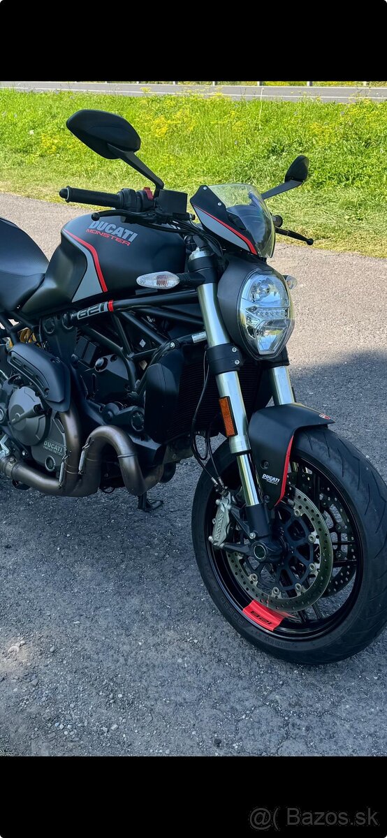 Ducati monster 821 - 3