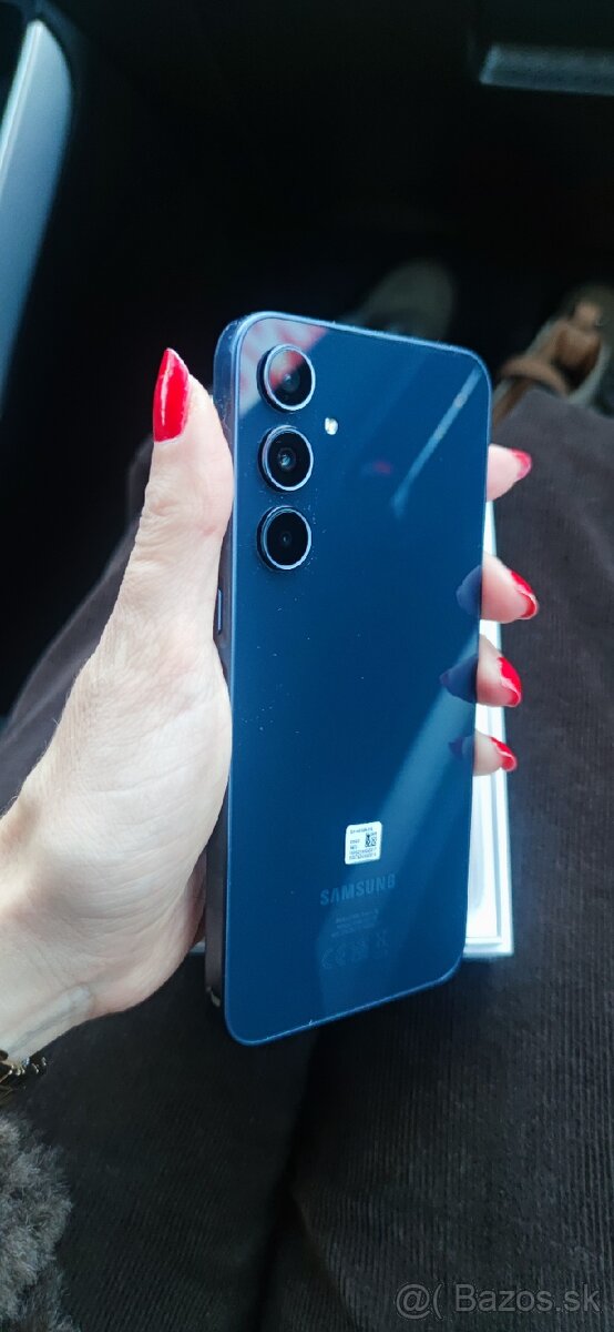 Predám Samsung Galaxy A35 8G -256GB - 3