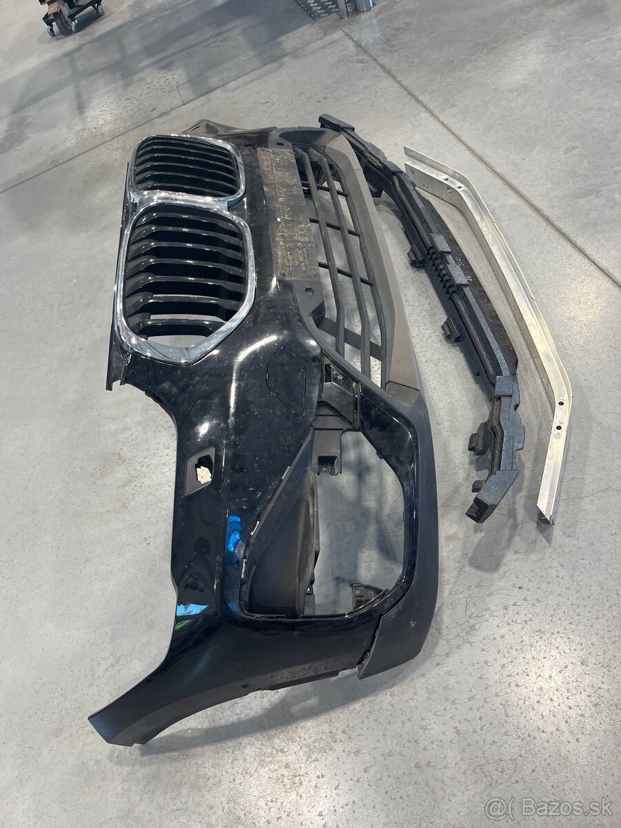 BMW X1 predný nárazník - 3