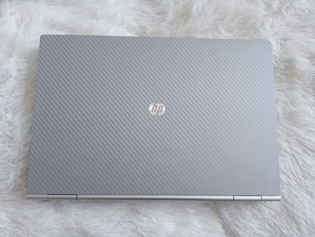 predám Hp elitebook 8460p , Intel i5 , 8gb ram ,256gb ssd - 3