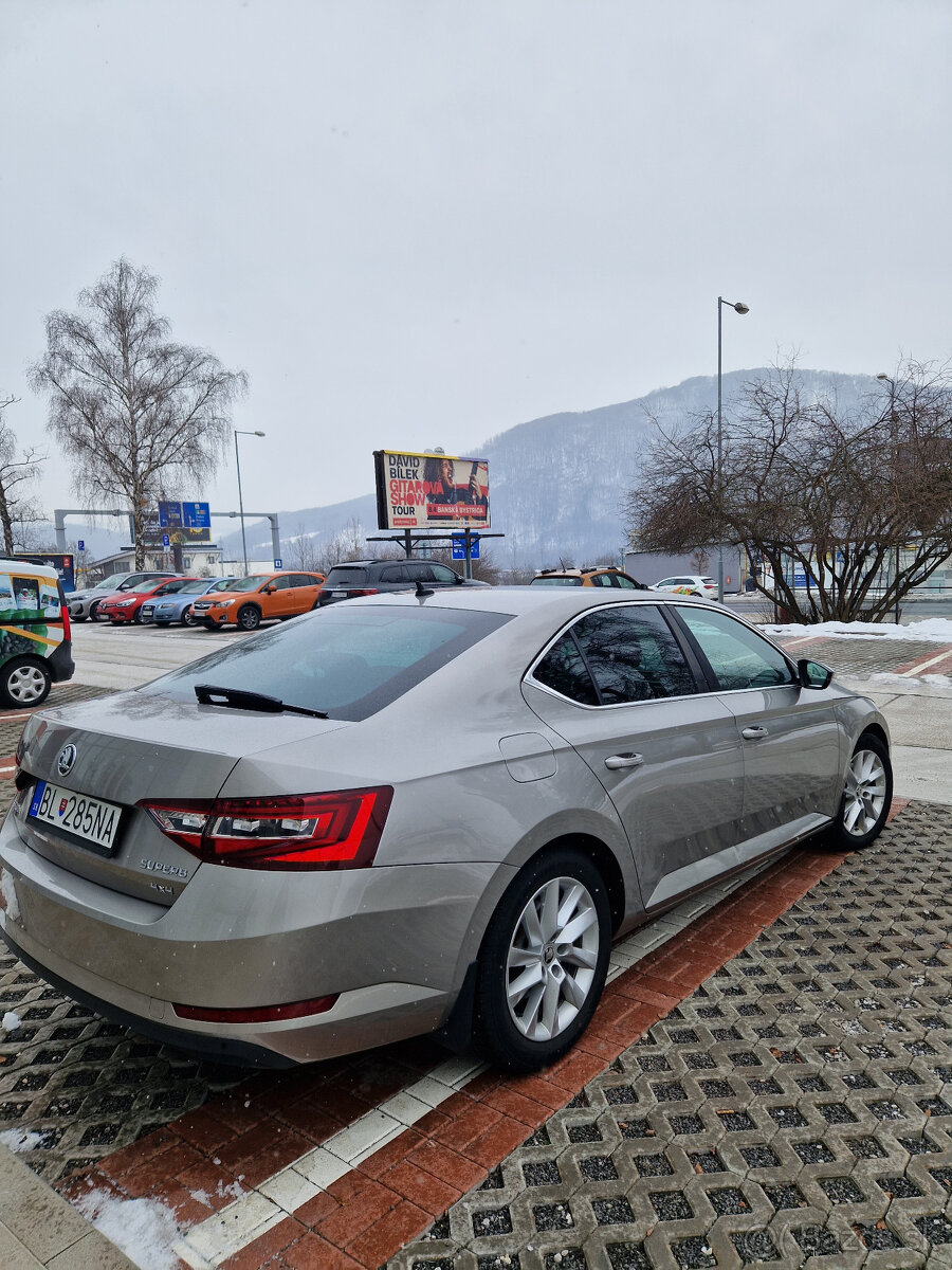 Ptredám Škoda Superb 2.0 TDI 4x4 - 3