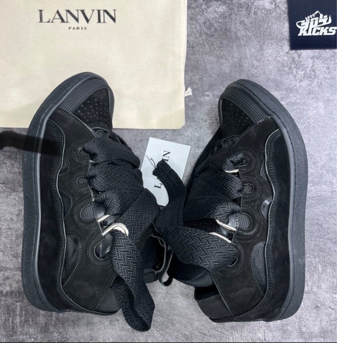 Lanvin curb - 3