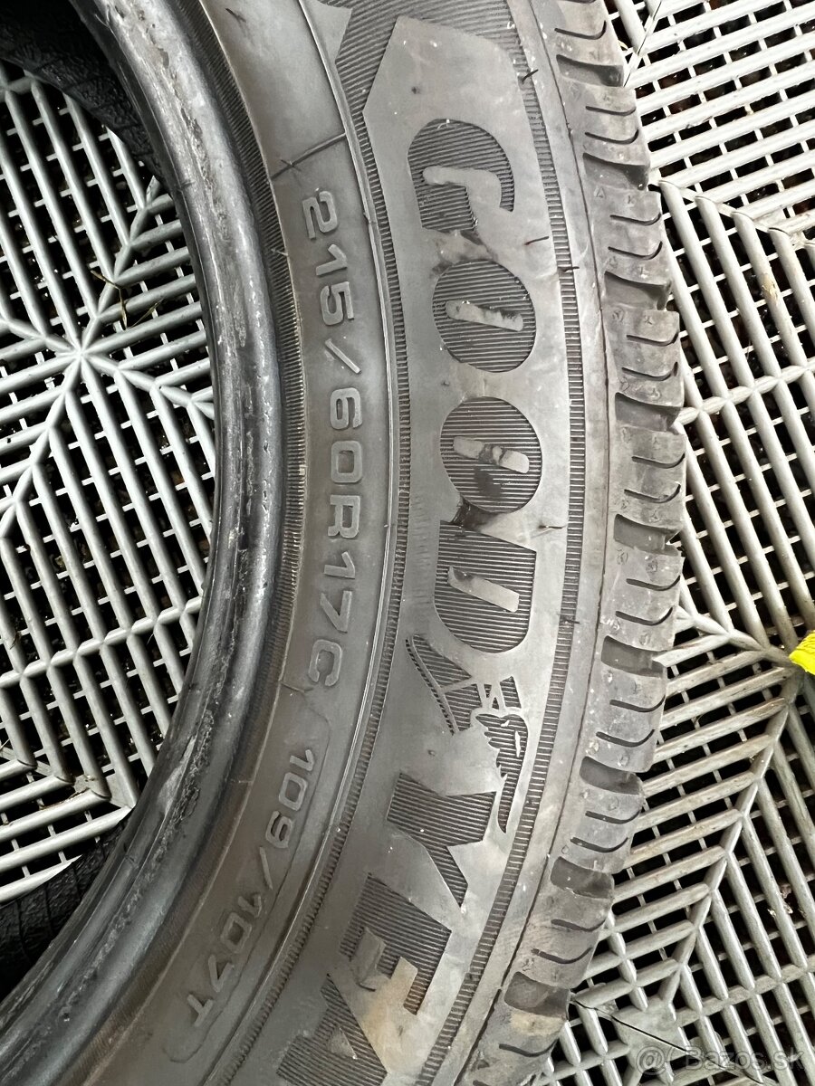 Goodyear EFFICIENTGRIP CARGO 2 215/60 R17C 109/107 T Letné - 3