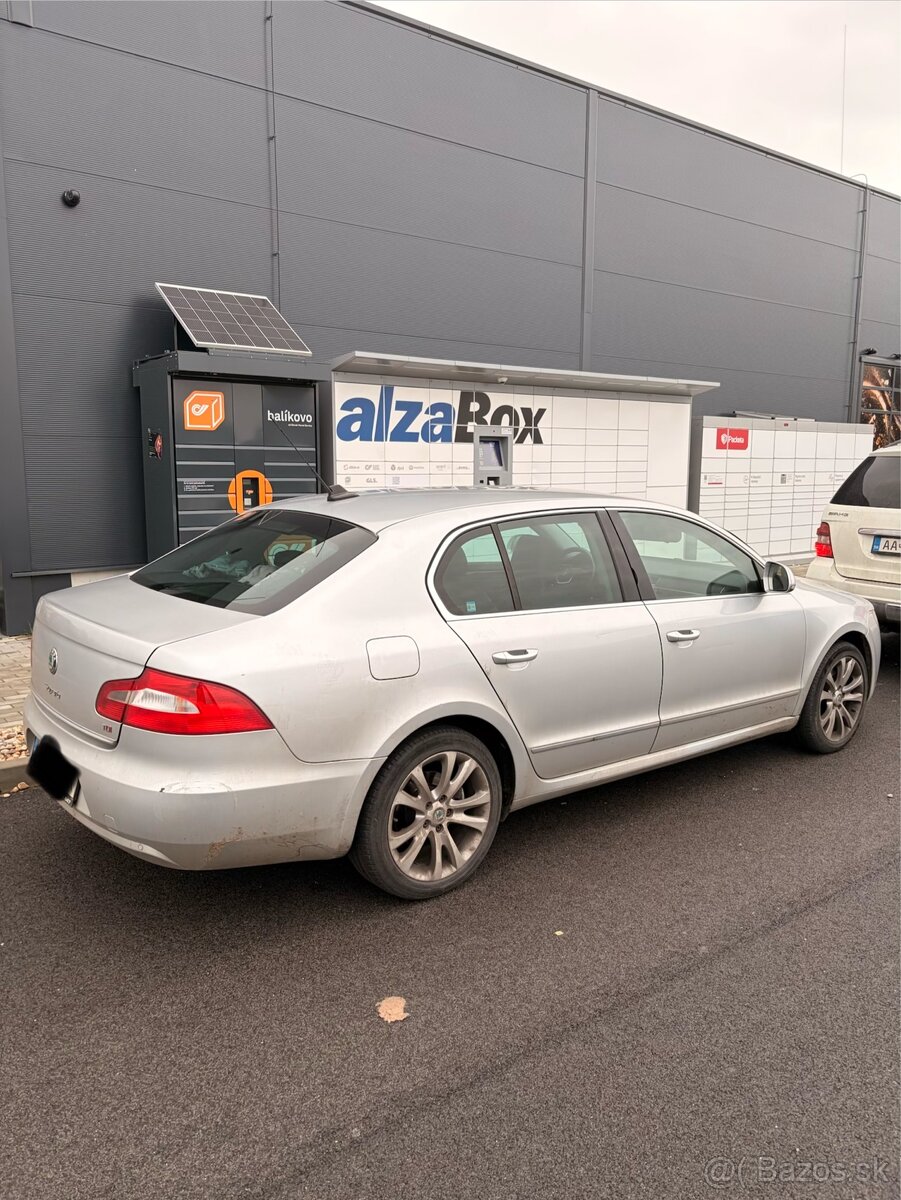 Škoda superb 2.0 DSG - 3