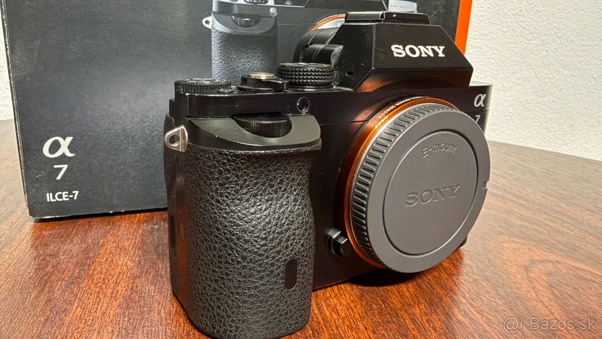 Sony A7 I - telo - 3