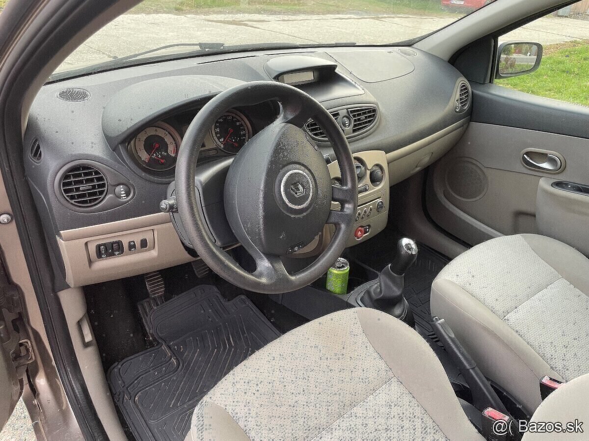 Rozpredam Renault Clio III Grandtour 1.2 55kw D4F7 - 3