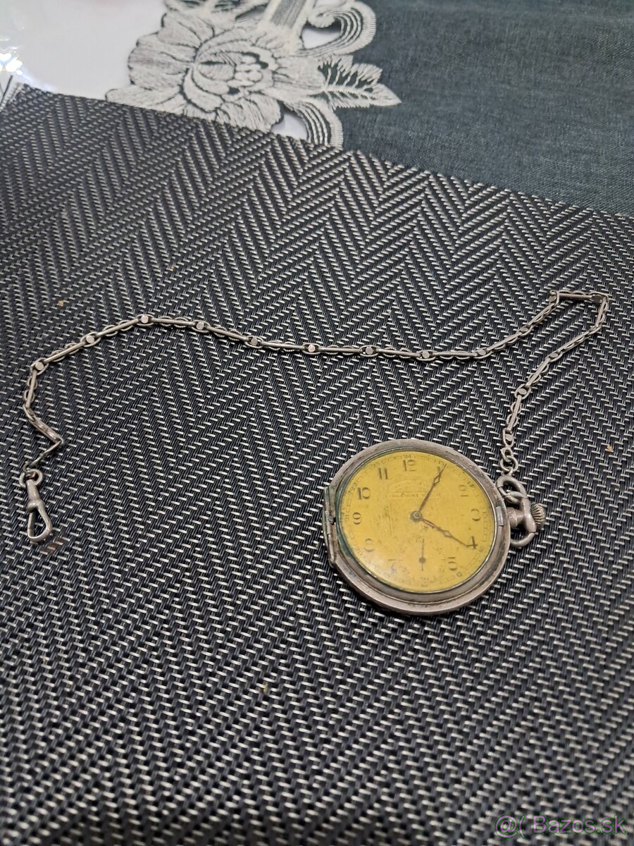 Predám staré strieborné vreckové hodinky - 3