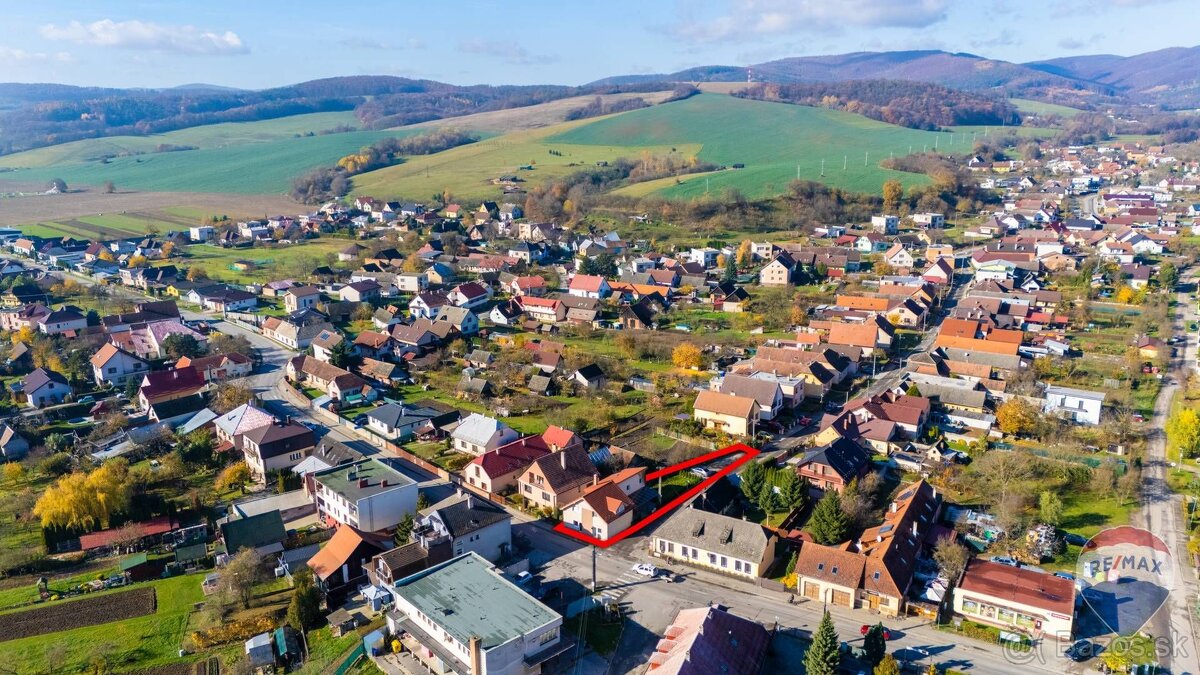 na predaj rodinný dom + podnikateľské priestory Nemšová - 3