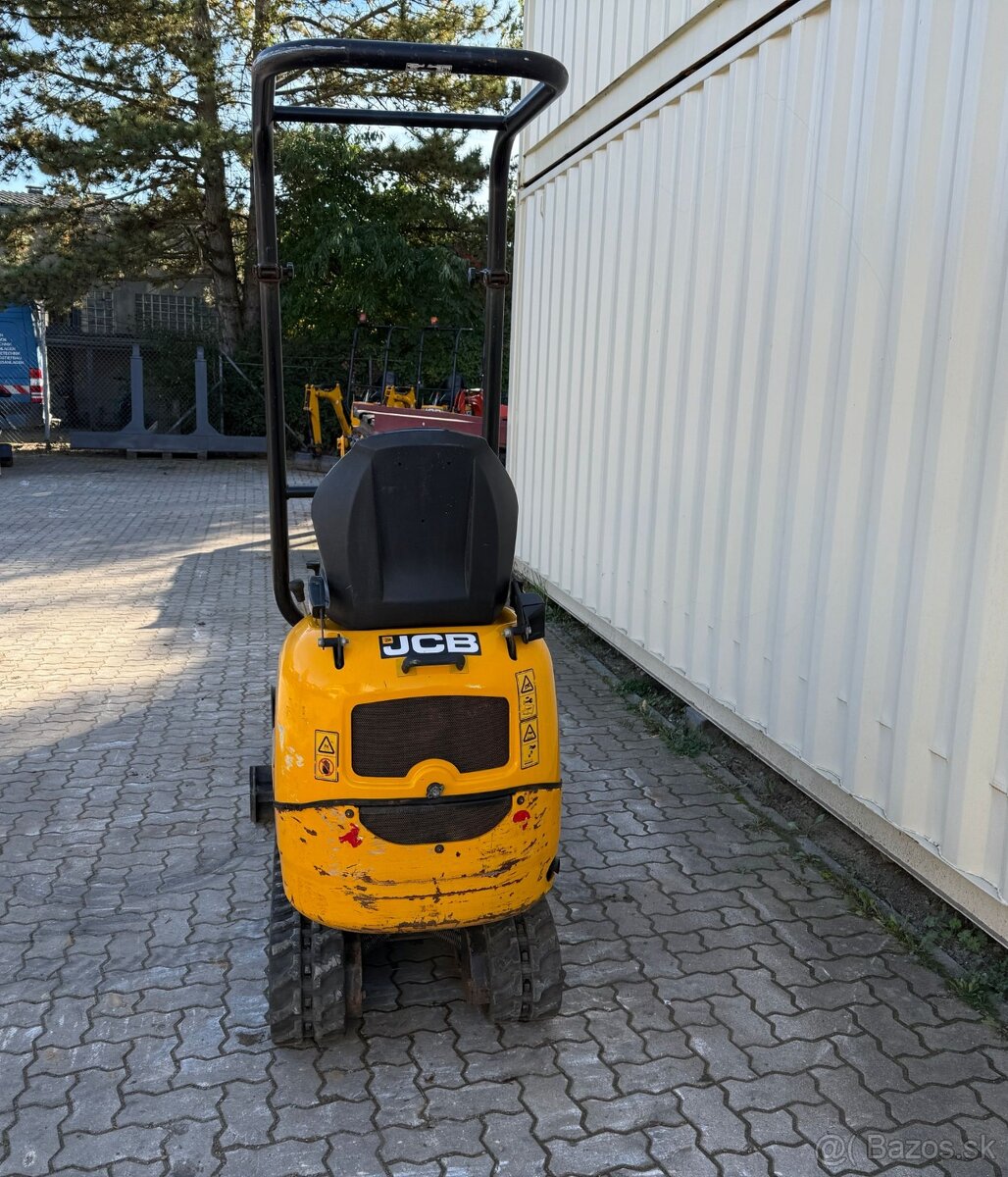 Minibagr JCB 8008CTS - 3