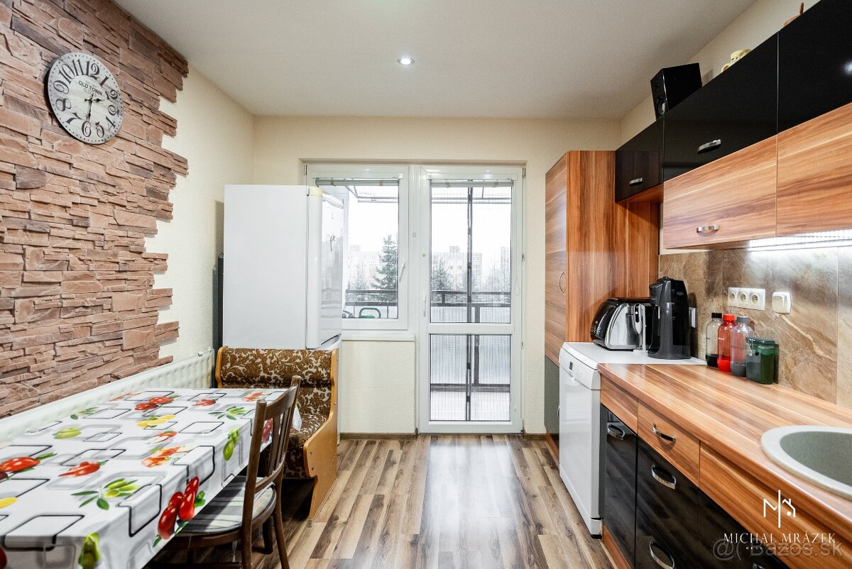 Ponúkame Vám exklizívne na predaj 4i byt po čiastočnej rekon - 3