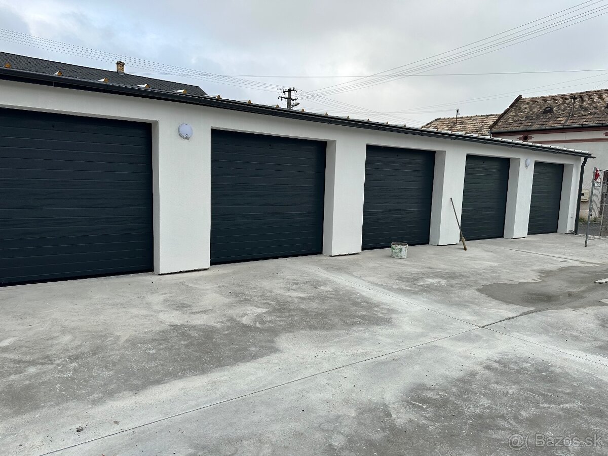 Prenajmem garáž v centre Fiľakova - 3