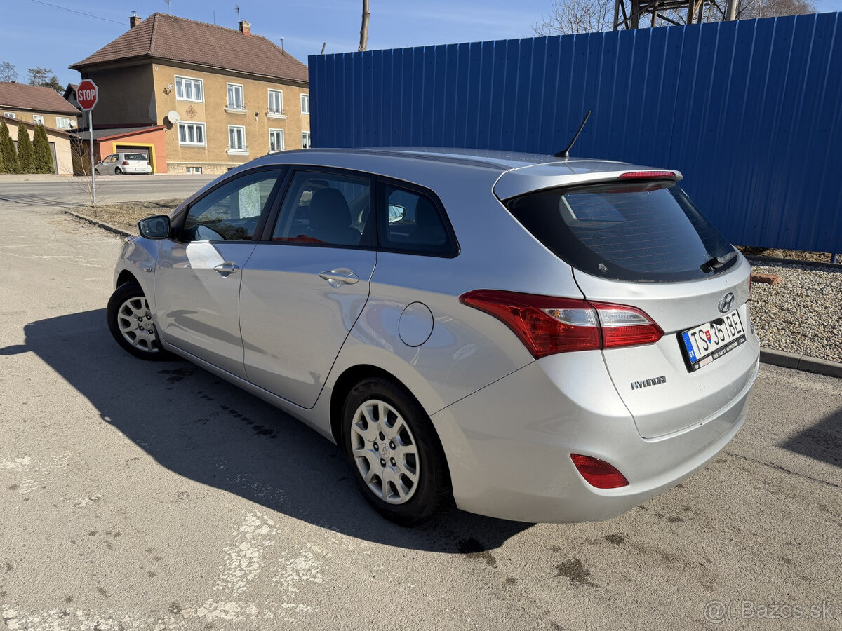 Hyundai i30 Kombi 1.4 MPI - 3