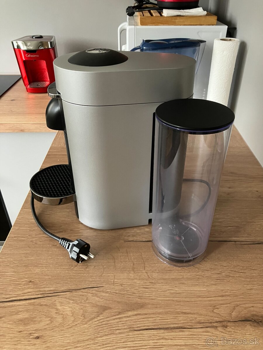 Nespresso Vertuo PLUS kávovar - 3