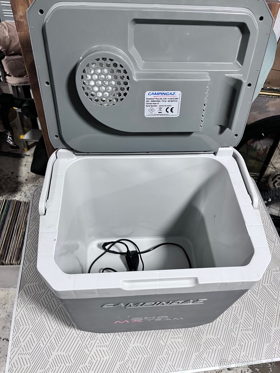 Campingaz chladnicka 12V - 3