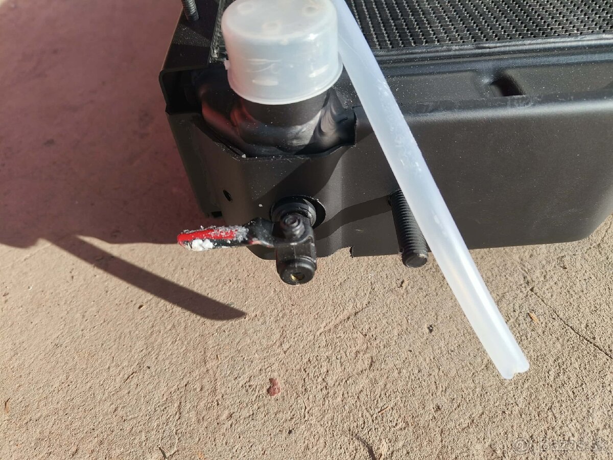 Predám čisto nový chladič - 3