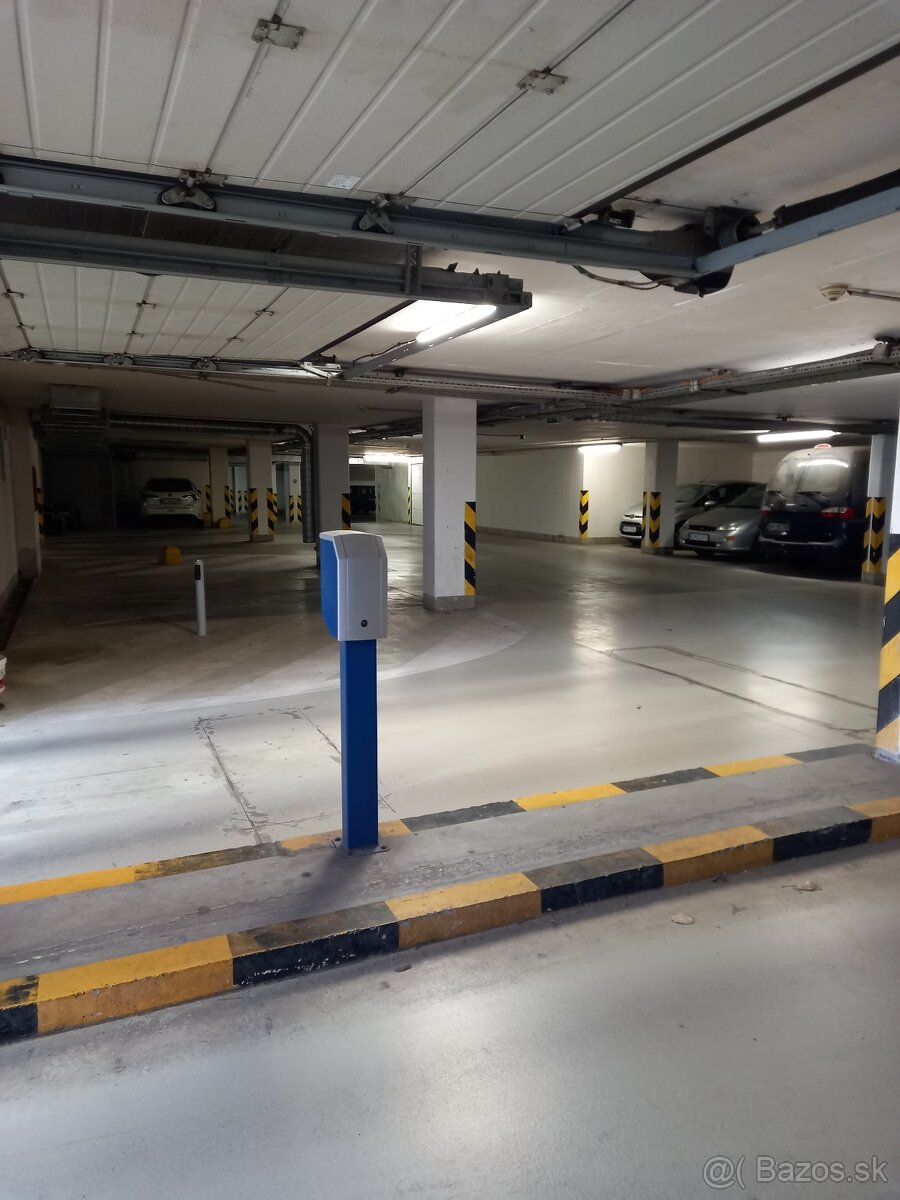 Prenájom parkovacie miesto podzemná garáž Koloseo Tomášikova - 3