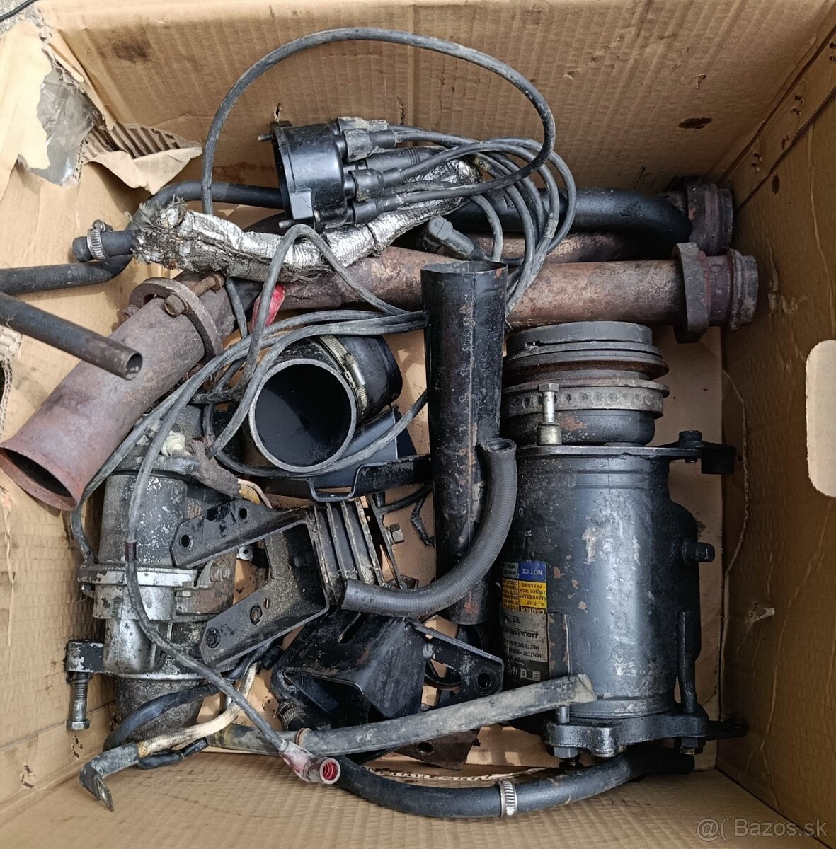 Prislusenstvo motora Jaguar XJ6 series III - 3