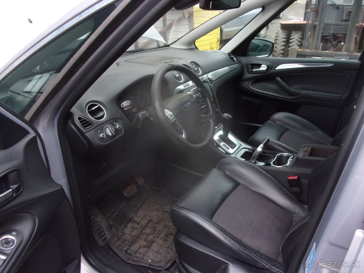 FORD S-MAX 2,0TDCI 120KW r v 2012 + 2008 - 3