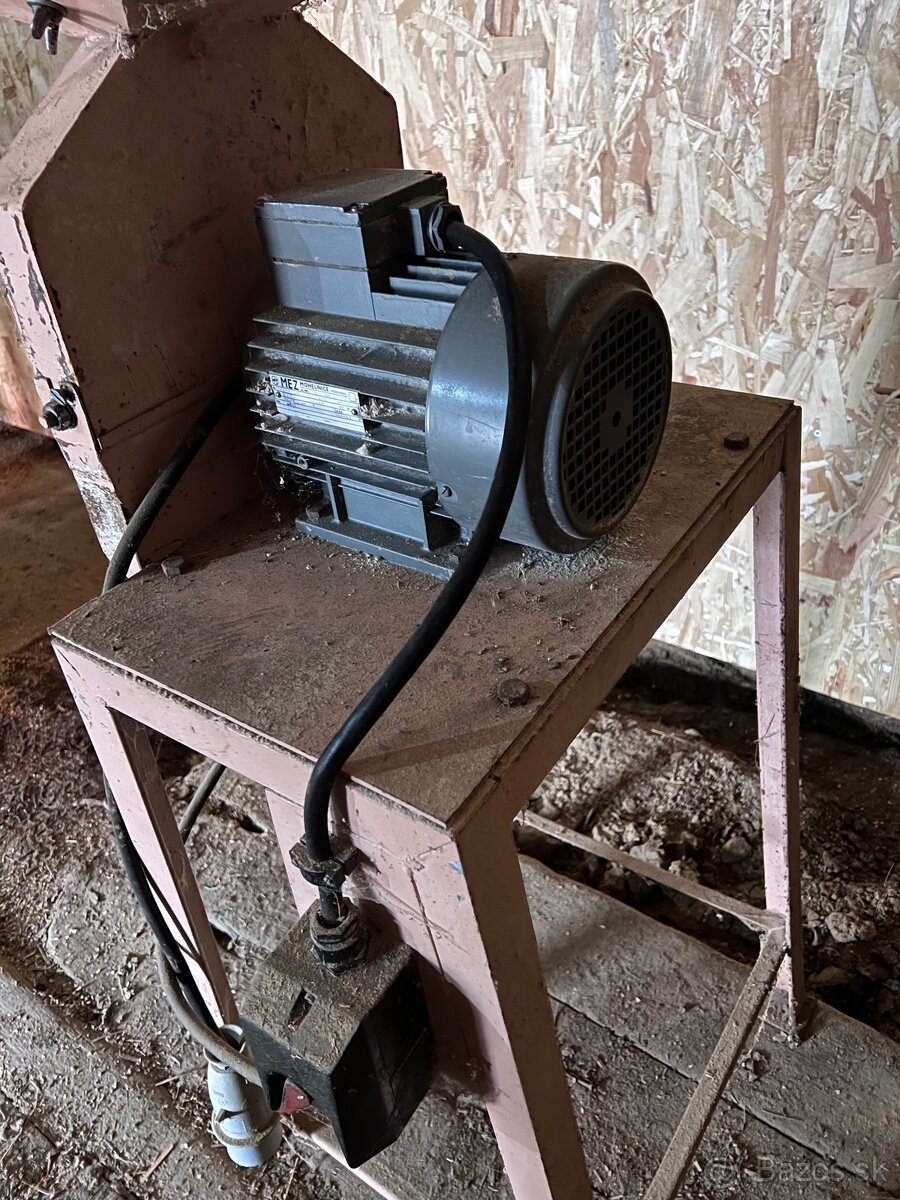 Kladivkový šrotovník - 3