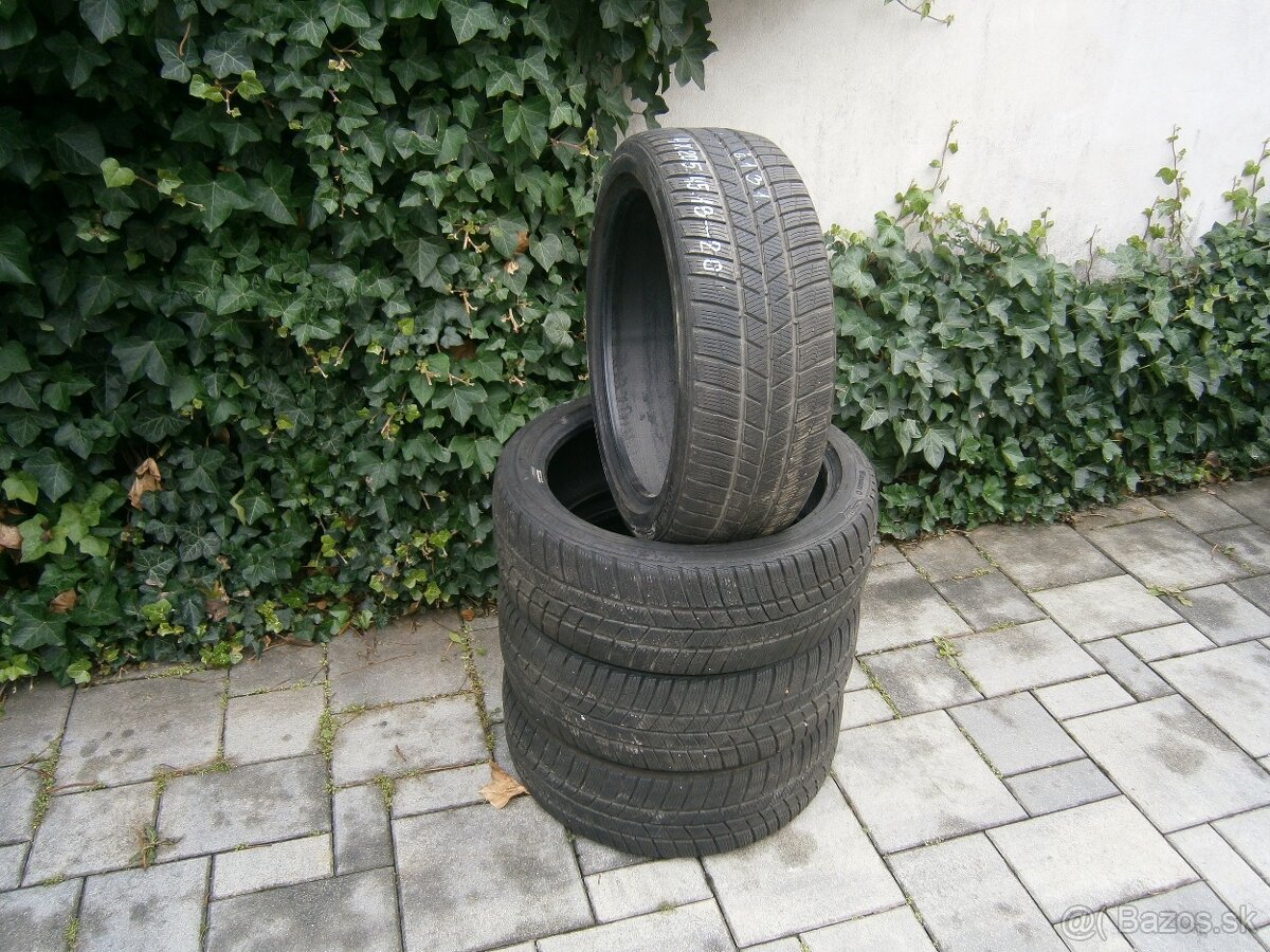 Predám 4x zimné pneu Barum 205/45 R18 90VXL - 3