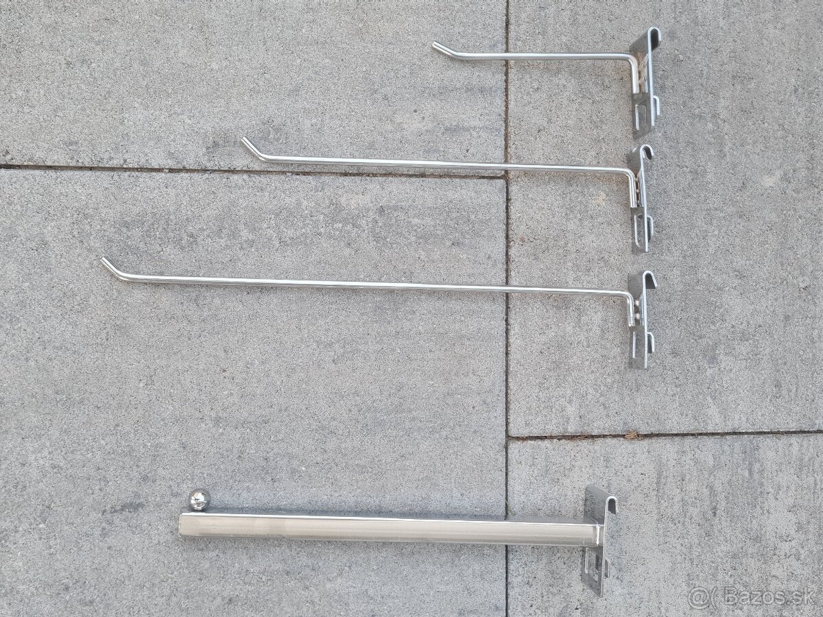 Chrómová sieť v ráme + háčiky - 3