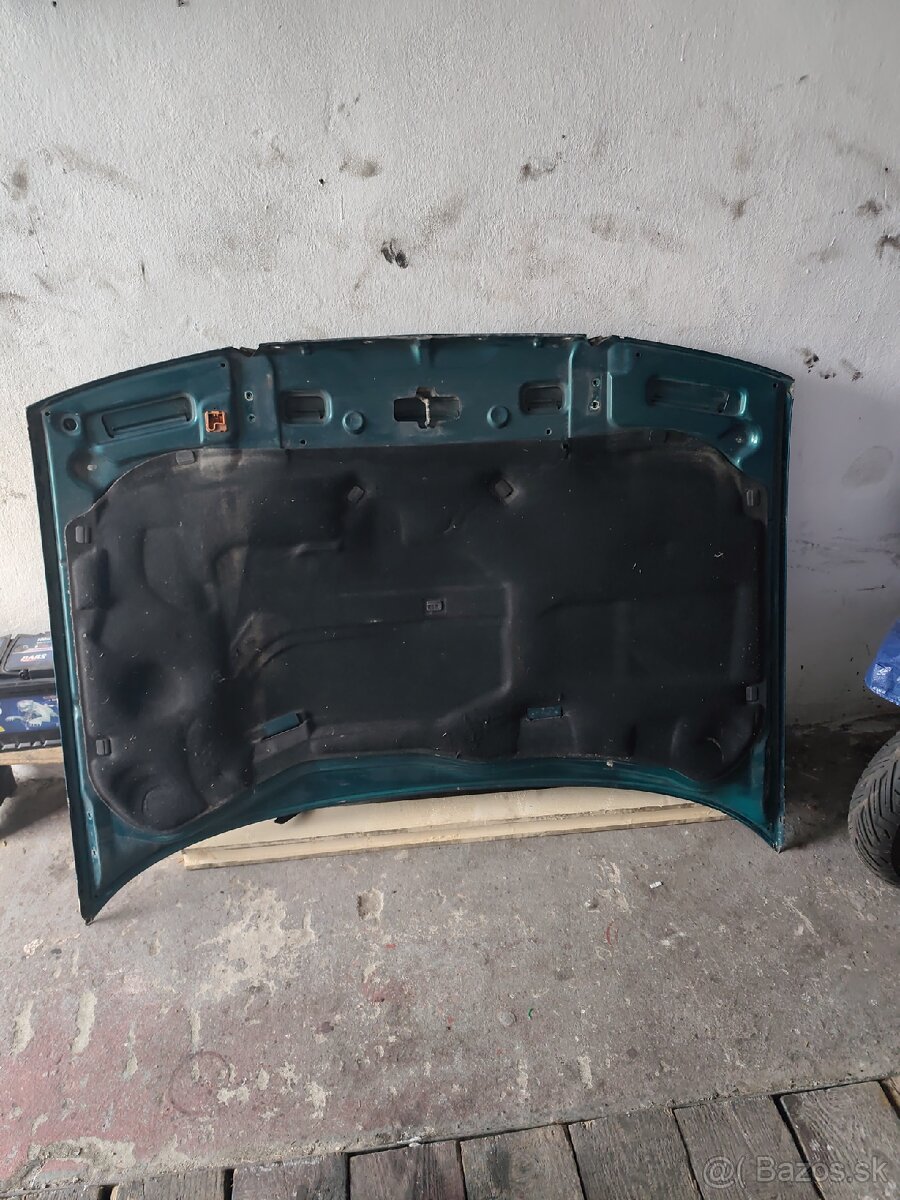 Predám prednú kapotu škoda Octavia 1 - 3