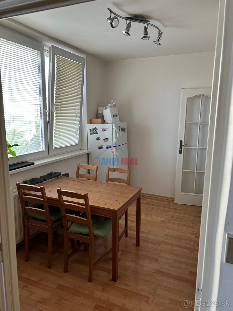PREDAJ 2-IZB byt v RUŽINOVE pri OC RETRO. - 3