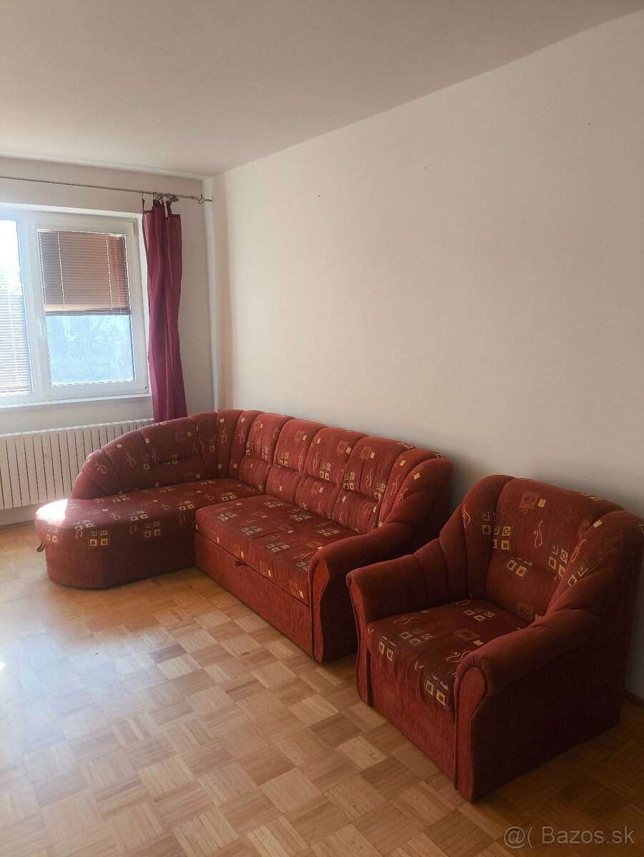 Prenájom Šaľa Pázmaňa 135m² - 3