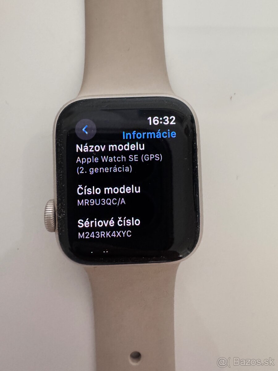 Apple Watch SE gen. 2 40mm - 3