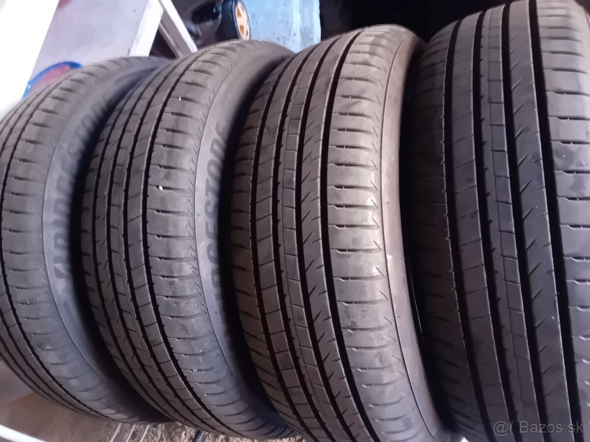 225/55/R19 /V99 Bridgestone - 3