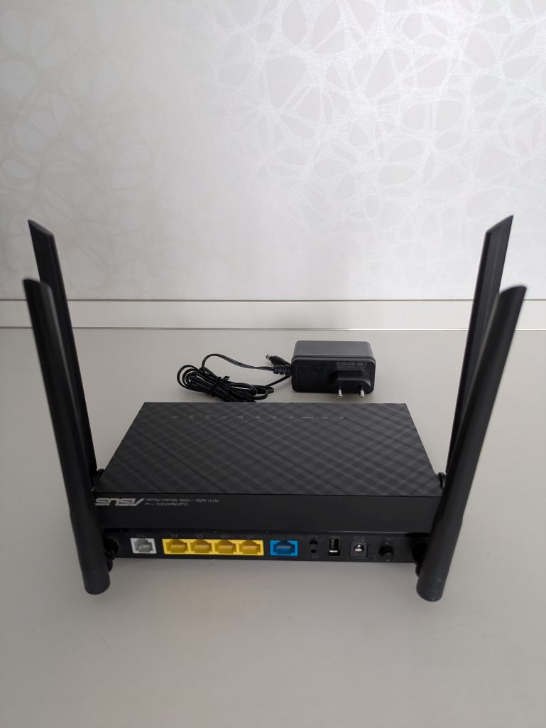 Predám ASUS DSL-AC52U - 3