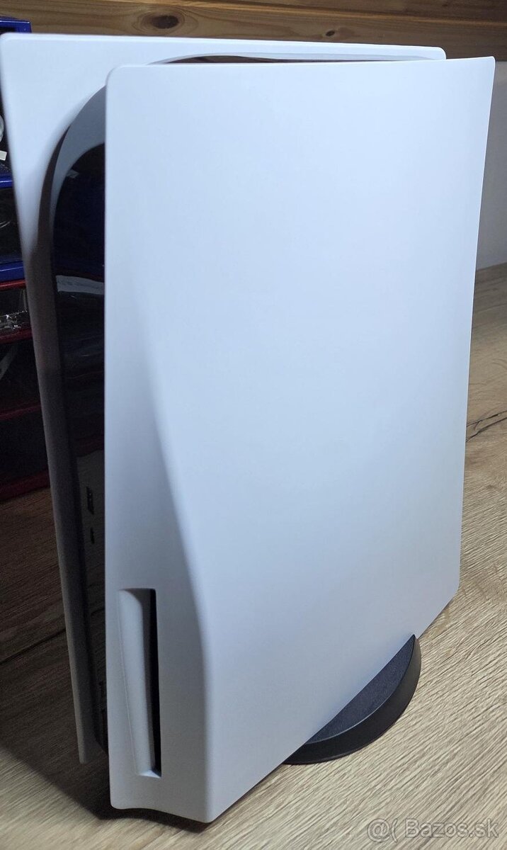 Predám PS5 CFI-1216A za 300€ - 3