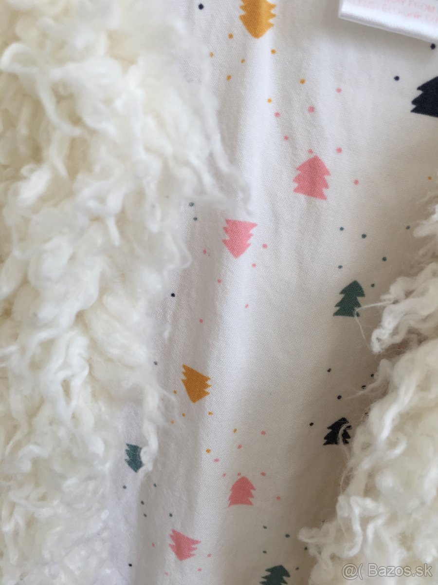 krasna biela vesta - 3