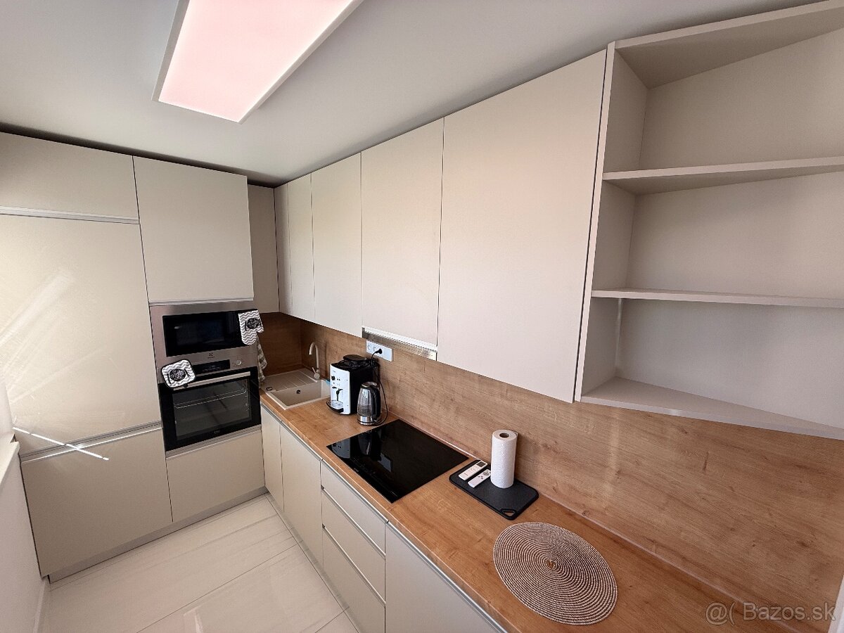 Krásny novozrekonštruovaný byt pri medicíne - 3