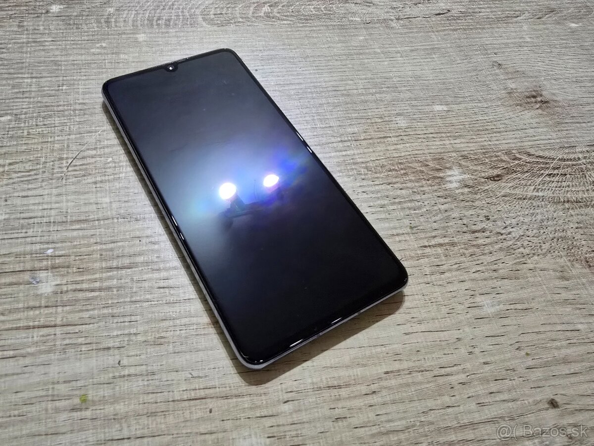 Huawei P30 128gb v super stave ma krasny Amoled displej bez - 3