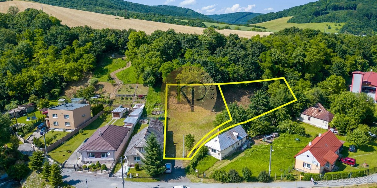 NA PREDAJ_Krásny, rovinatý pozemok v meste Hanušovce nad Top - 3