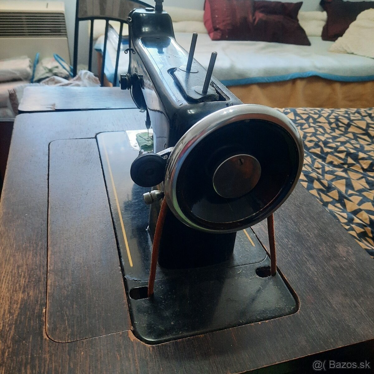 Predám šijací stroj Zetina - 3