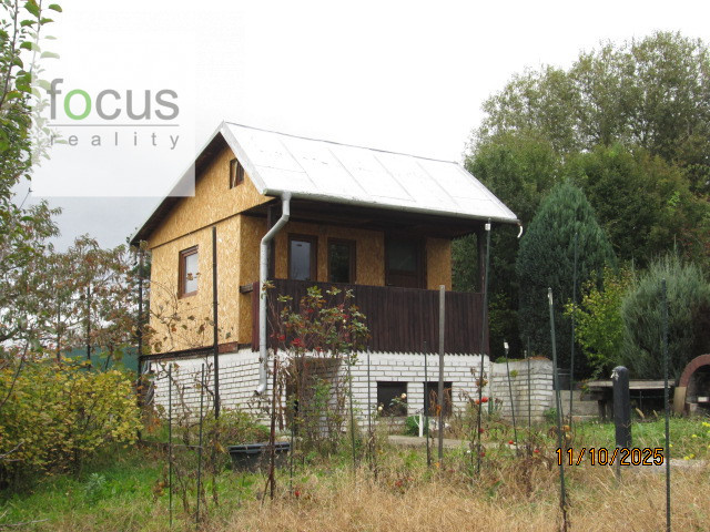 Záhradka s chatou pokročilá rekonštrukcia - Amfiteáter - 3