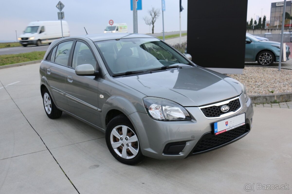 Kia Rio 1.4 LX - 3